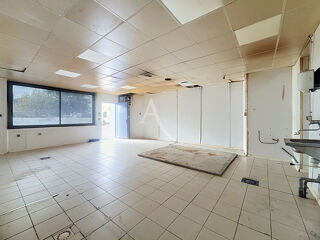  Immeuble à vendre 279 m² Segre en anjou bleu