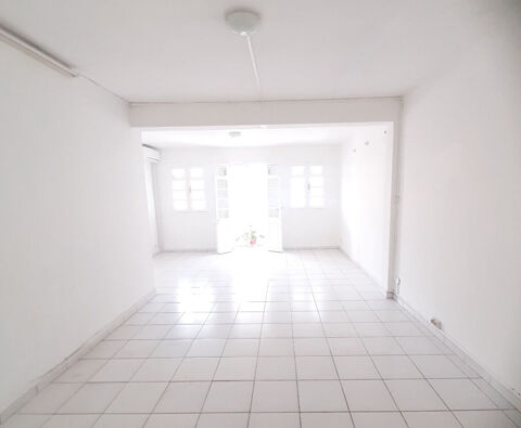 Local d'activité Fort De France 2 pièce(s) 58 m2 Climatisé Pépite A SAISIR !!!!! 1100 97234 Fort de france