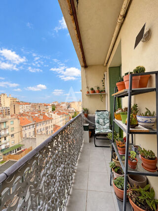 Vente Appartement T4 traversant en avant-dernier étage / Vue dégagée sur Notre Dame Marseille 5