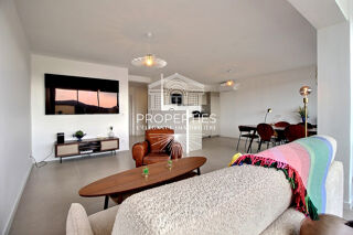 Vente Appartement LE LAVANDOU - HYPER CENTRE - T4 RENOVE - 87M² - ASCENSEUR - EXPO SUD Le lavandou
