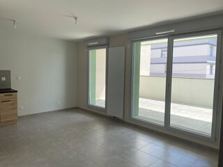  Appartement à louer 2 pièces 43 m²