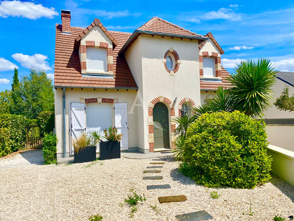 Maison 6 pièces 135 m² · à La Chapelle Saint Mesmin · 135 m² · 340 000 €