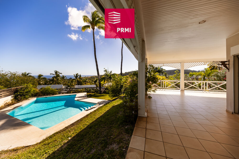Vente Maison SAINT-GILLES LES BAINS : Maison T7 - GRANDE PARCELLE & VUE MER Saint paul