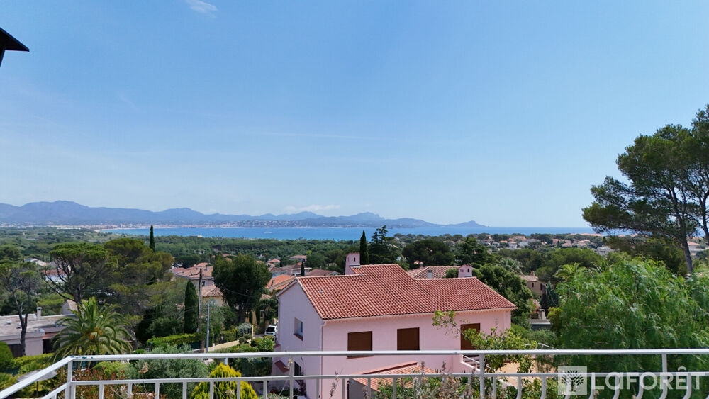 Maison Saint Aygulf 8 pièce(s) 180 m2