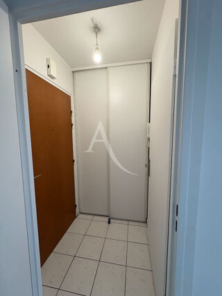  Appartement à louer 2 pièces 40 m²