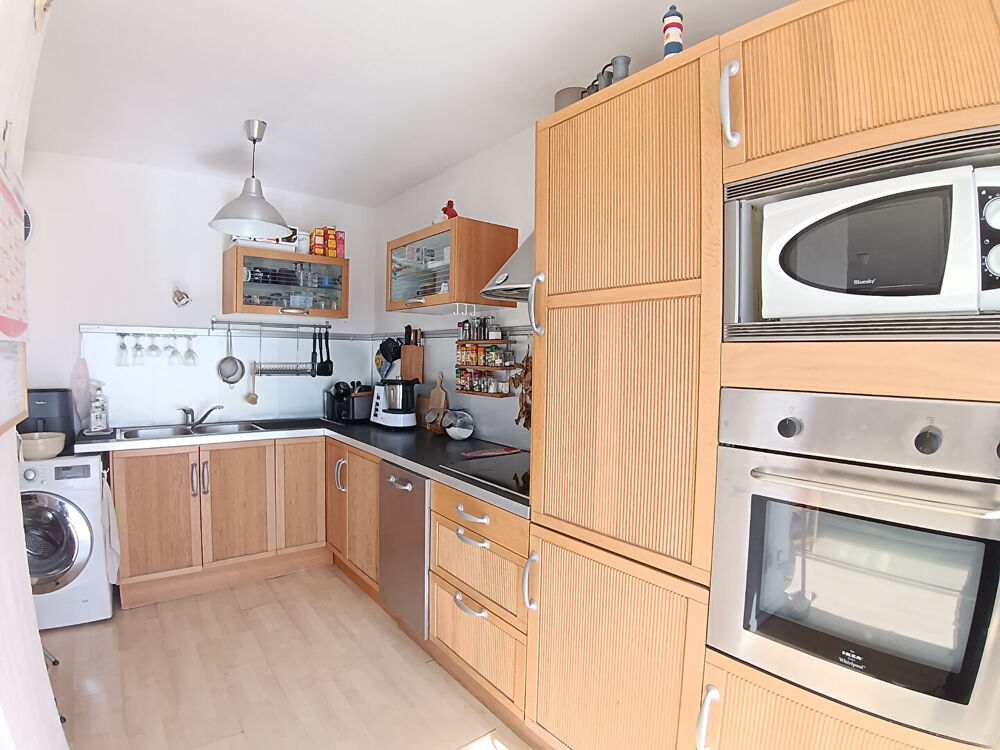 Vente Appartement Six-fours les plages Appartement T2 de 50 m² au 3ème étage avec cave de 4 m² Six fours les plages