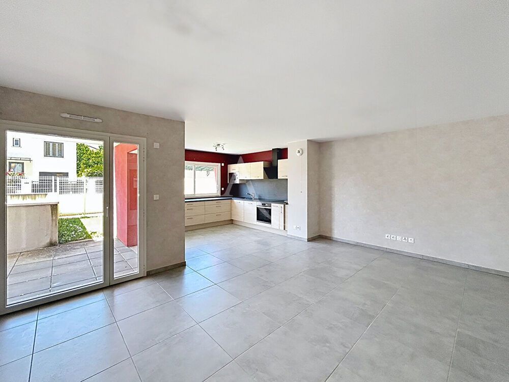 Appartement T4 - 85m² - Terrasse - Garage - CHARNAY LES MÂCON