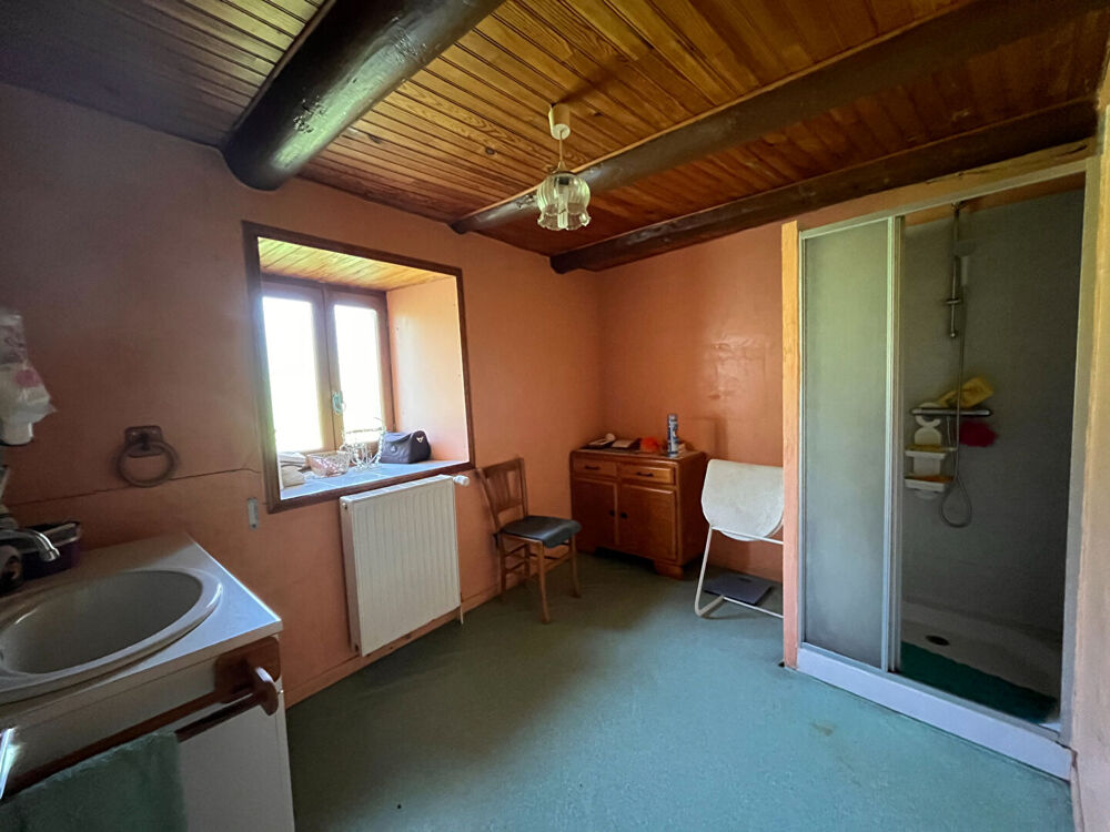 Vente Maison Corps de ferme à renover dans petit hameau Saugues
