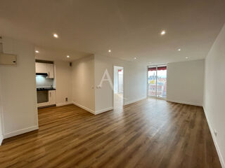  Appartement à louer 2 pièces 54 m²
