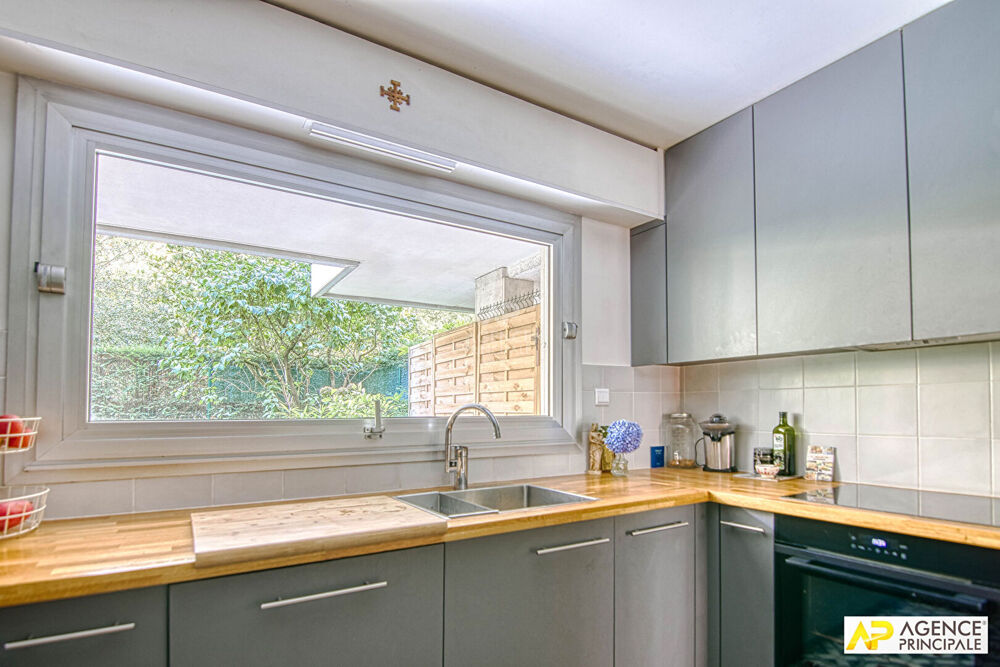 Vente Appartement Versailles Clagny Appartement 6 pièces 127.28 m² avec terrasse et jardin Versailles