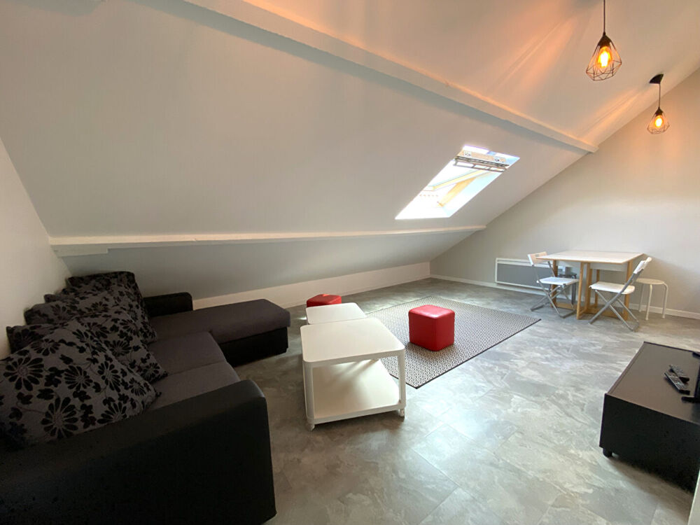 Location Appartement Nantes, Jardin des Plantes  Recherche colocataire - Appartement meublé 3 pièces 66.05 m² Nantes
