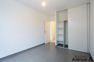  Appartement à louer 2 pièces 1 m²