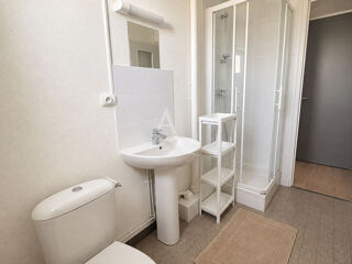 Appartement à louer 2 pièces 26 m²