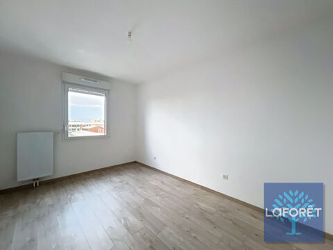  Appartement � louer 4 pi�ces 81 m�