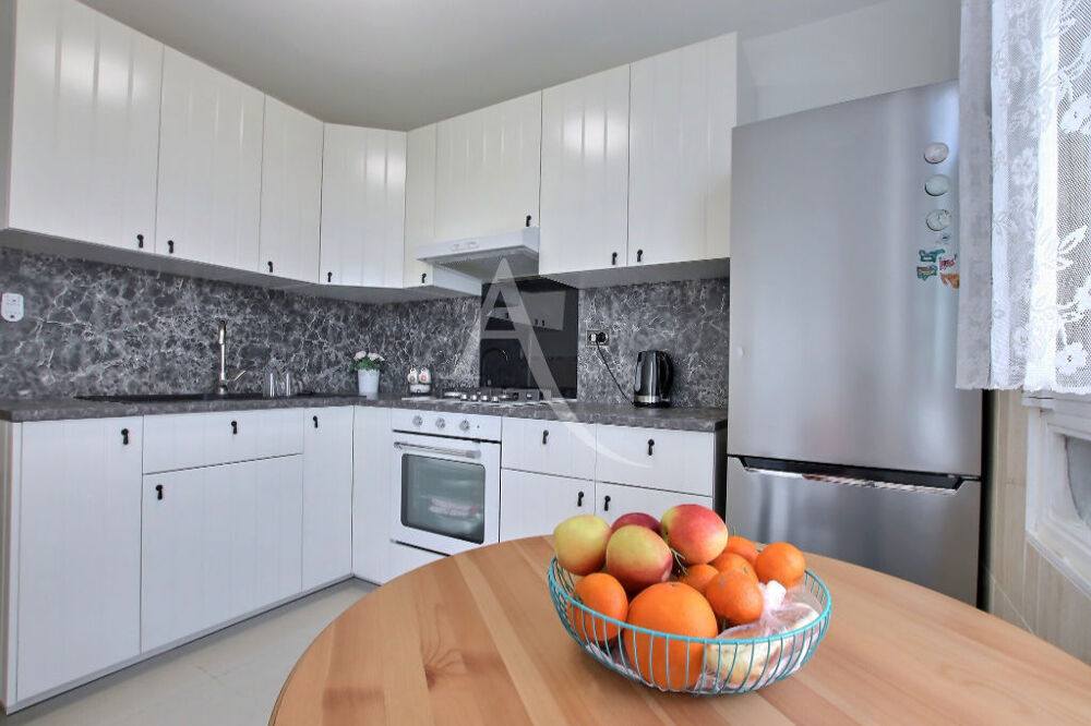 Location Appartement Appartement Aubervilliers 4 pièce(s) 80 m2 Aubervilliers