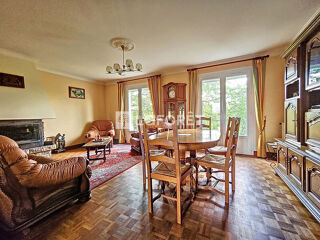  Maison  vendre 8 pices 146 m