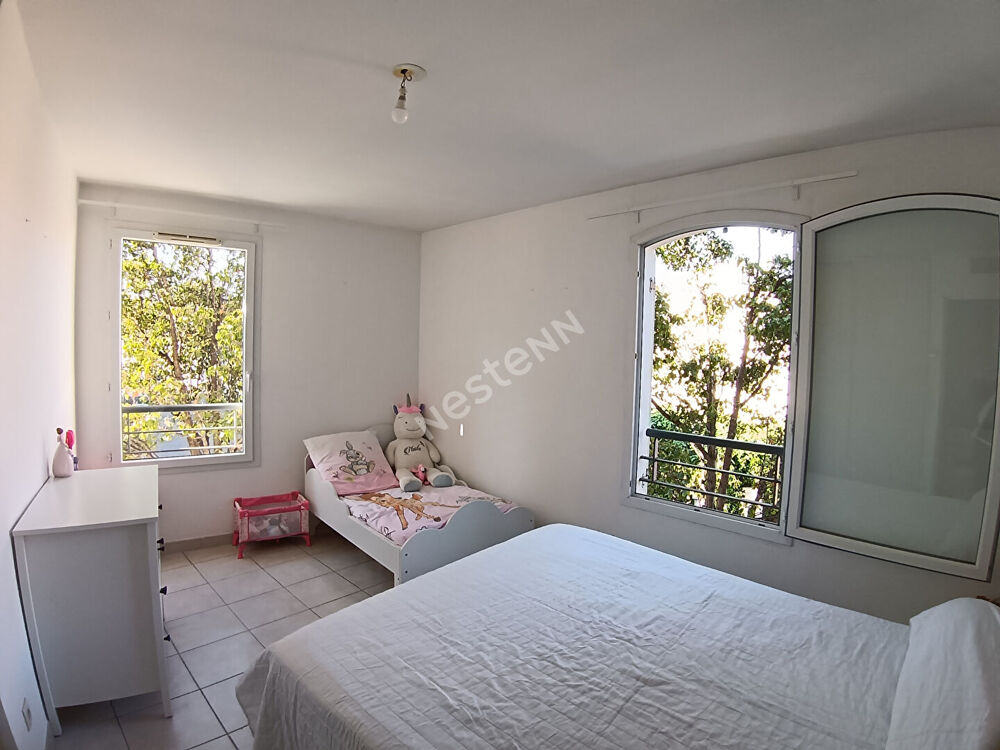Vente Appartement Appartement T3 de 63m² carrez avec terrasse de 8m² et place de parking. Six fours les plages