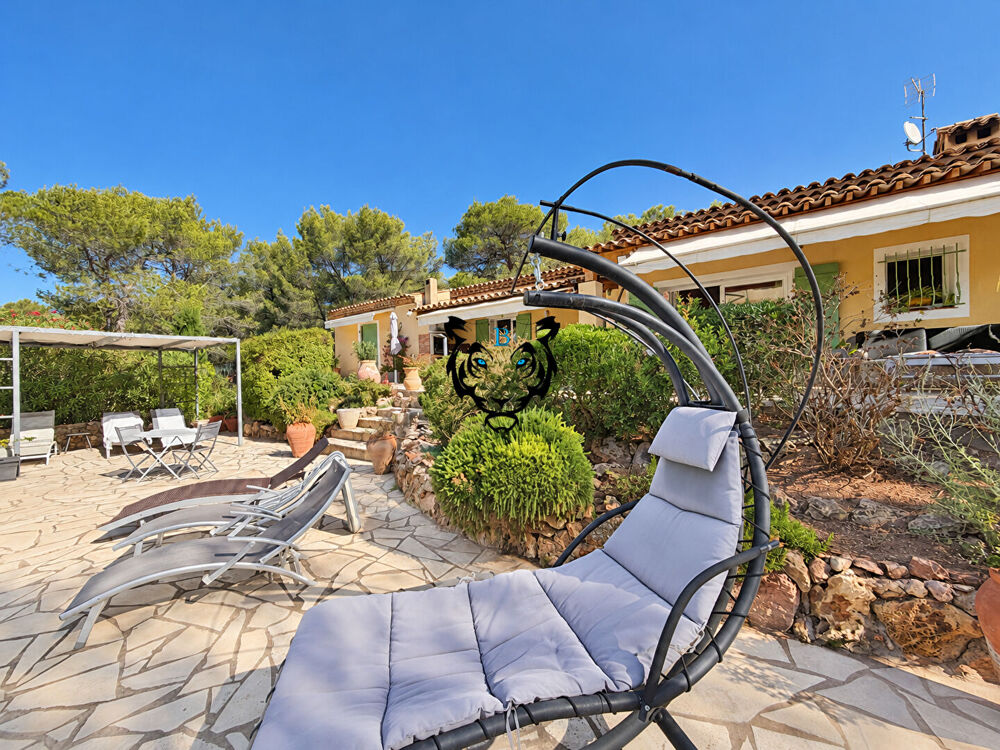 à vendre  Maison Roquebrune-sur-Argens (83520)