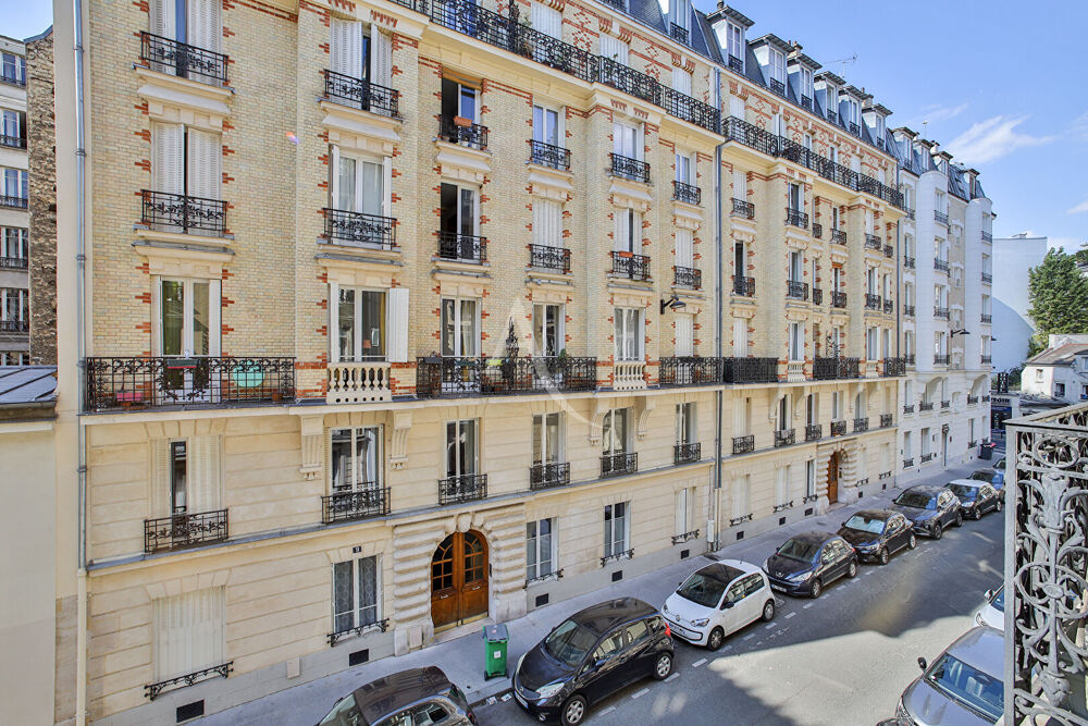 Vente Appartement 2 Pièces 34 M² -Immeuble Pierre de Taille PARIS 12 Paris 12