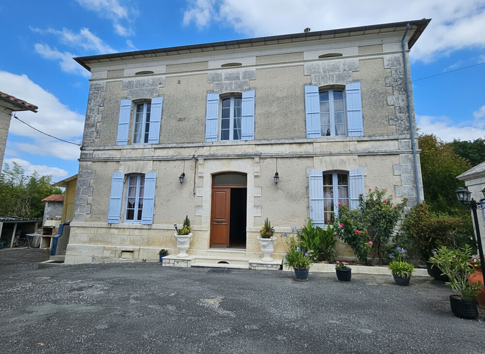 Vente Maison MAISON DE CHARME AU COEUR D'UN HAMEAU CALME & BEAUX VOLUMES Riberac