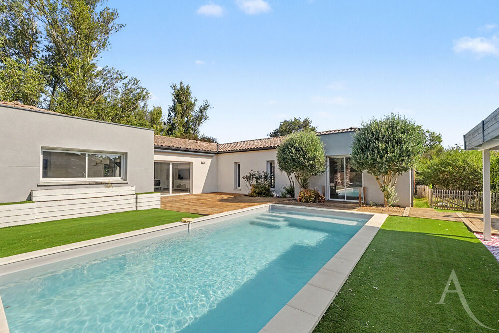 Villa contemporaine Plain pied- 172m² - Piscine - Terrain 1230 m²