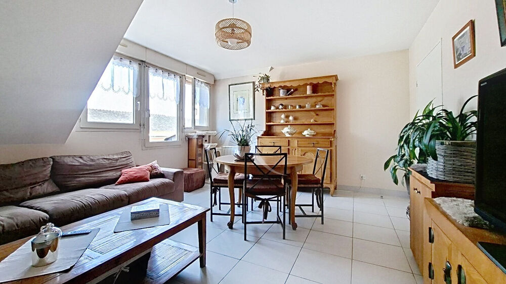 Appartement traversant avec ascenseur - Dernier étage - Angers (Saint-Lazare / Place Bichon)