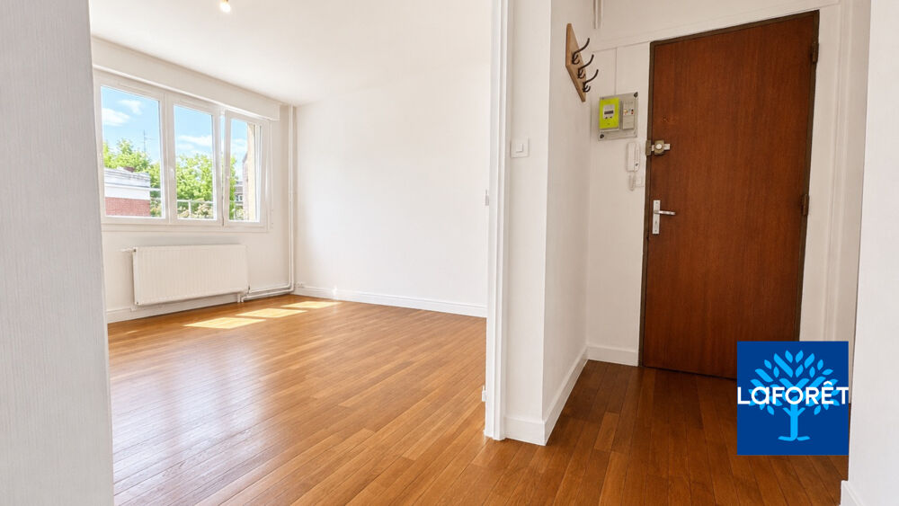 Appartement entièrement rénové 55 m² 2 chambres Balcon Parking sécurisé Hypercentre de Valenciennes