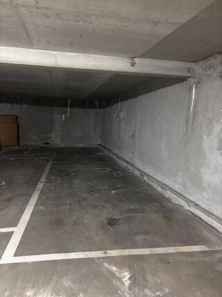  Parking / Garage � vendre 