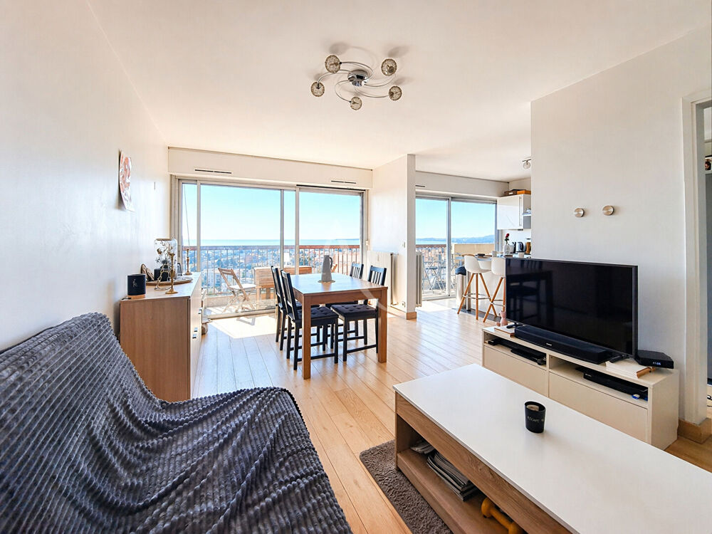 Vente Appartement Grand 4 pièces vue mer dans résidence piscine et gardien - au calme - parking Cagnes sur mer