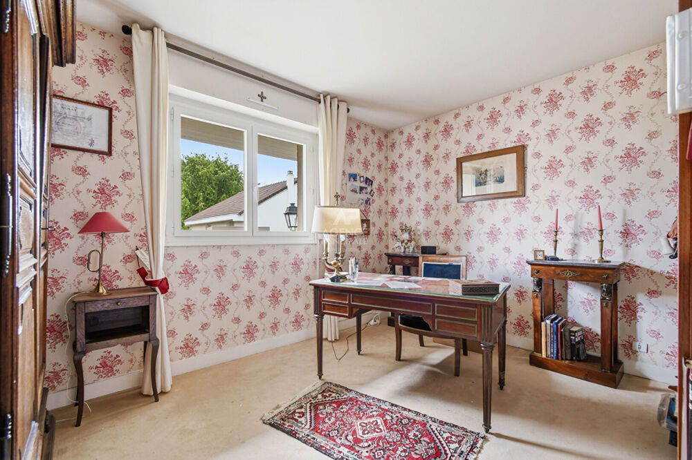 à vendre  Maison Saint-Germain-en-Laye (78100)