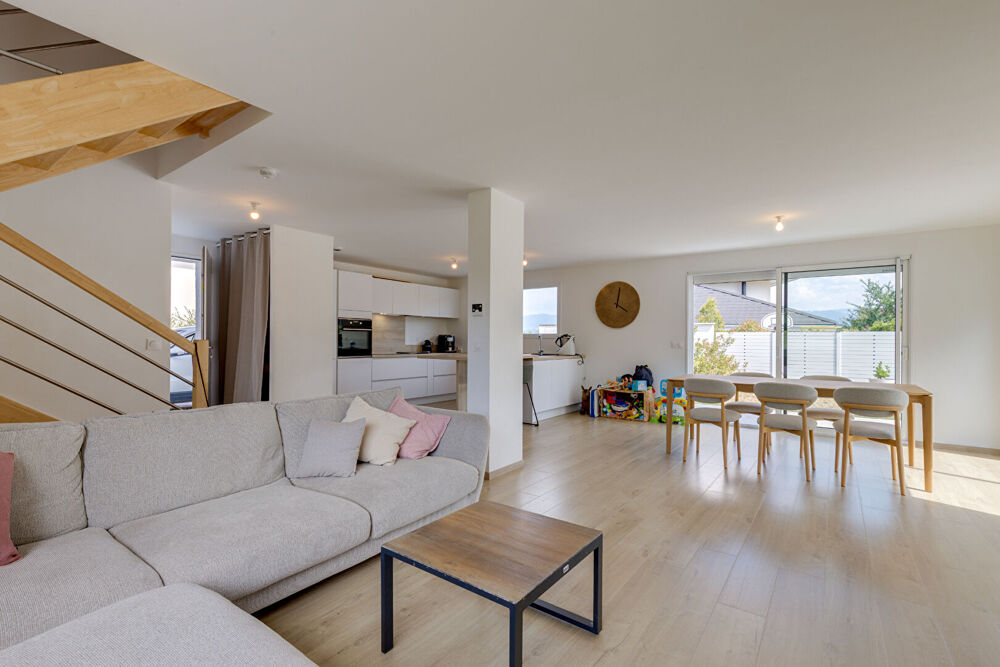 Maison 4 pièces 108 m² · à Excenevex · 108 m² · 595 000 €