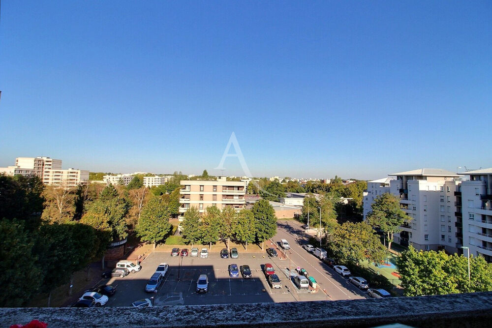 Vente Appartement Appartement dernier étage  Elancourt 3 pièces  - 2 chambres  - 68.4 m2 - Excellent état. Elancourt