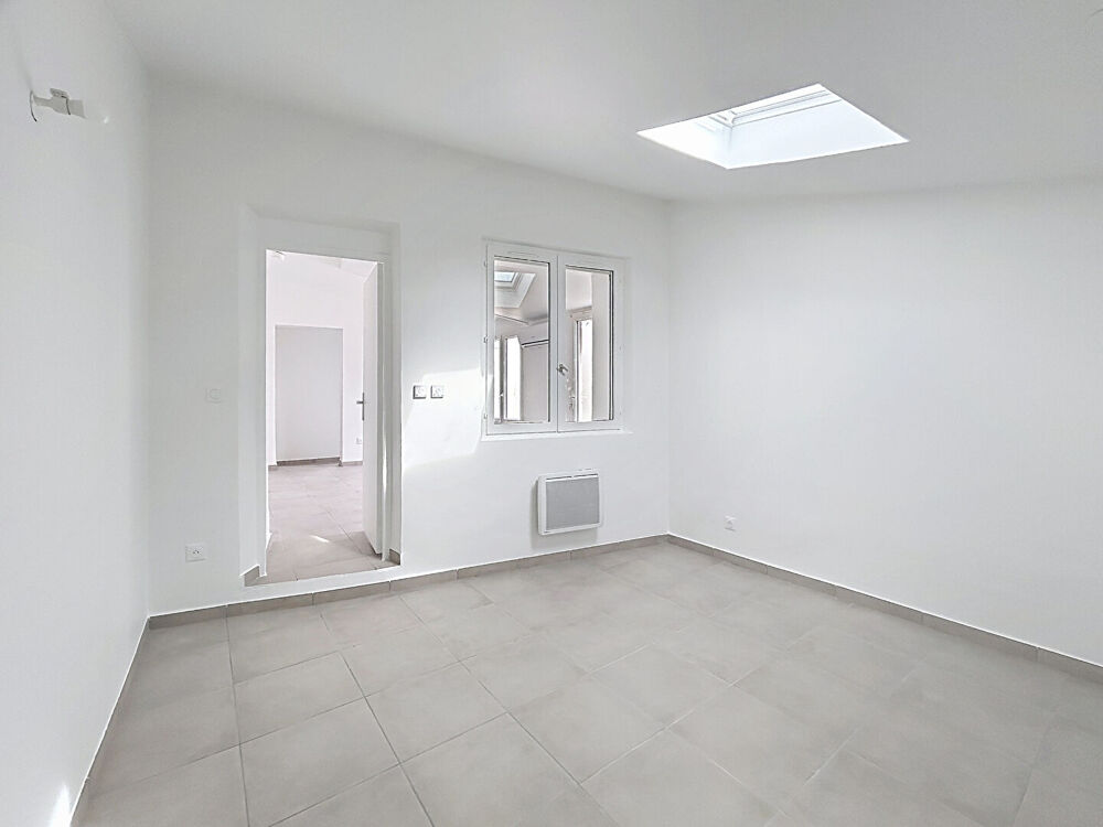 LAMBESC, APPARTEMENT T3 AVEC TERRASSE