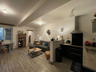  Appartement à louer 2 pièces 53 m²