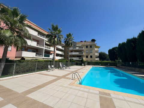   Cagnes Sur Mer 2P 39 m2 Terrasse Piscine  Parking A rafraichir Appartement - 2 pi�ce(s) - 39 m�