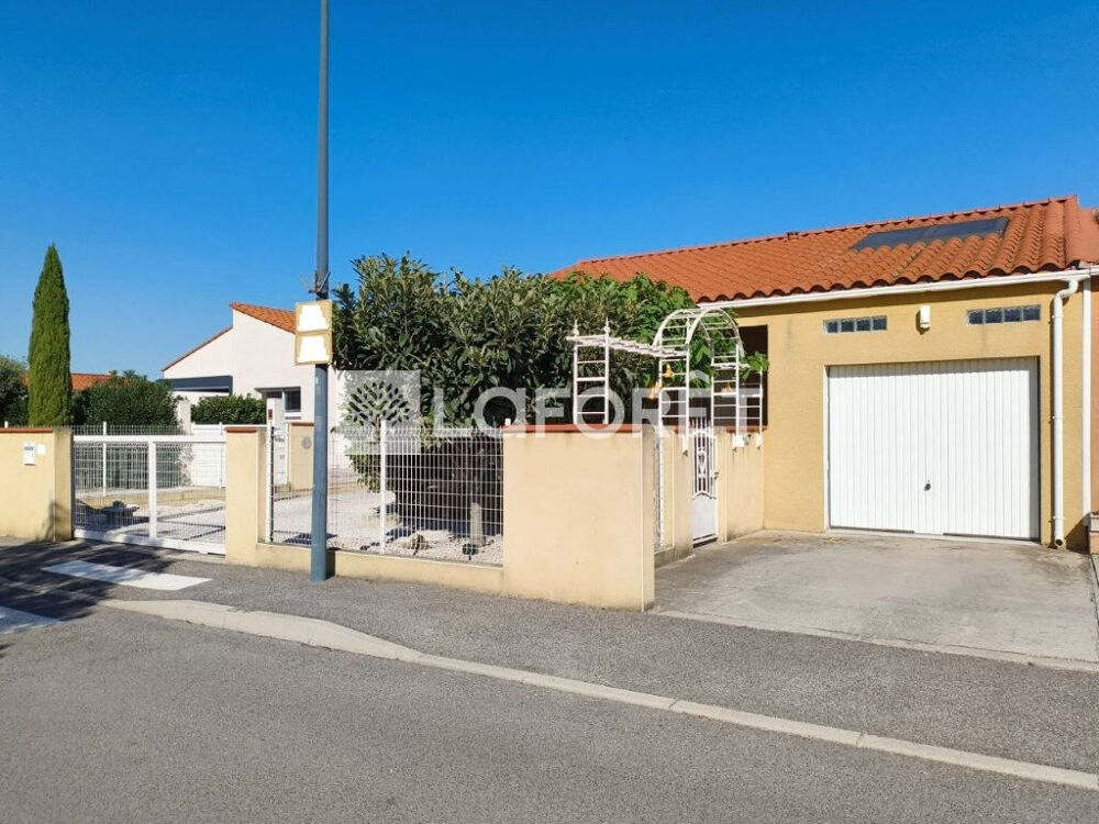 Maison Elne plain pied , 4 pièce(s) 83.52 m2. 2 garages. 482 m2 de terrain