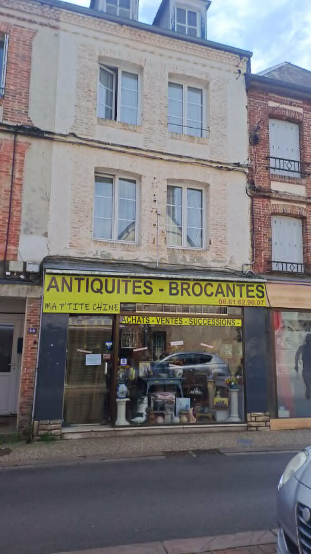 RUGLES - MAISON DE VILLE AVEC LOCAL COMMERCIAL