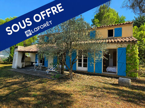   À Claret villa de 156m² avec vue dégagée et terrain de 4640m² Maison - 5 pièce(s) - 156 m²