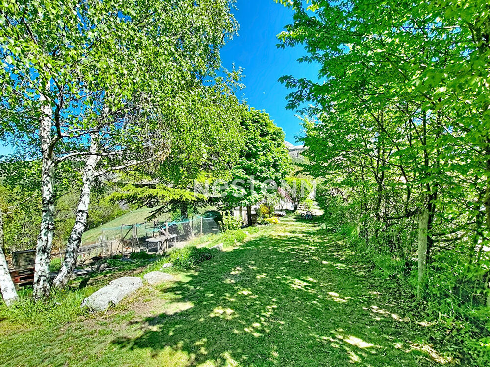 A vendre maison 5 pièces terrain de 2 984m² à Sisteron