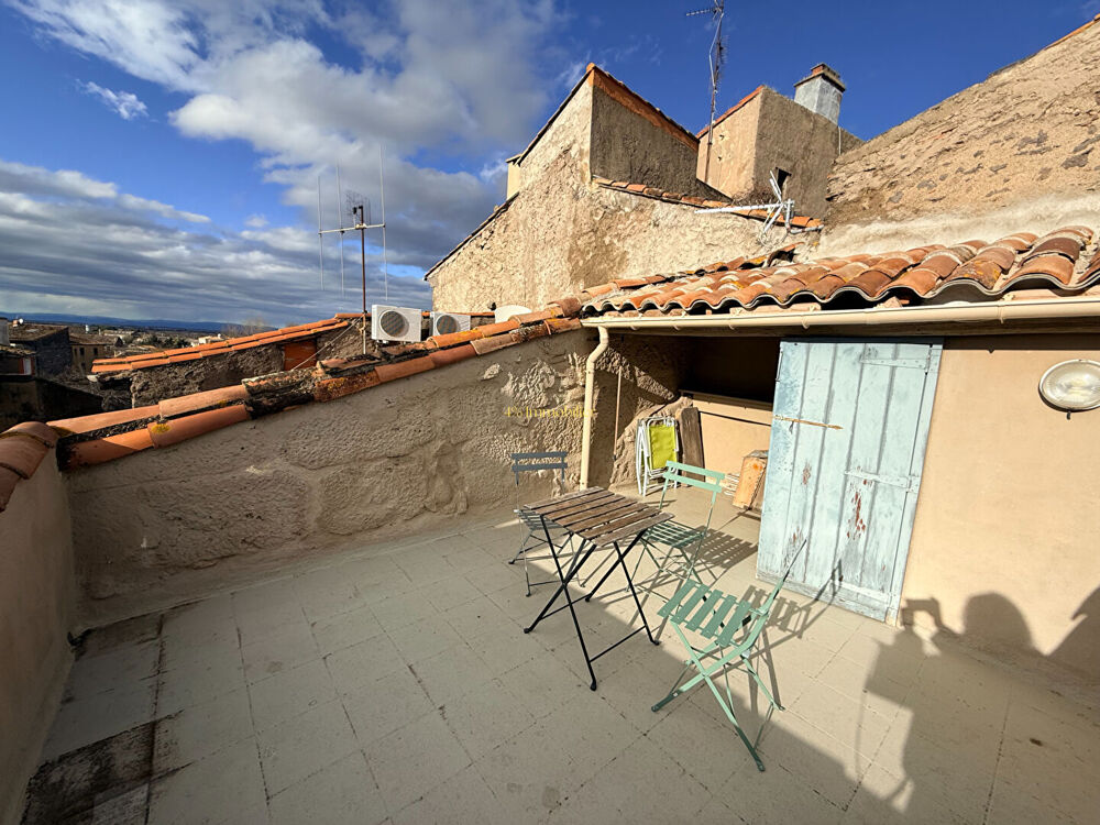 Agde centre historique. Maison de ville avec terrasse tropézienne