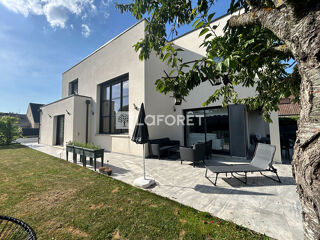  Maison à vendre 7 pièces 203 m²