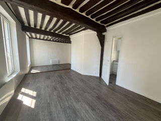  Appartement à louer 3 pièces 76 m²