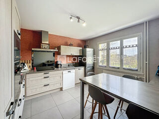  Maison � vendre 10 pi�ces 199 m�