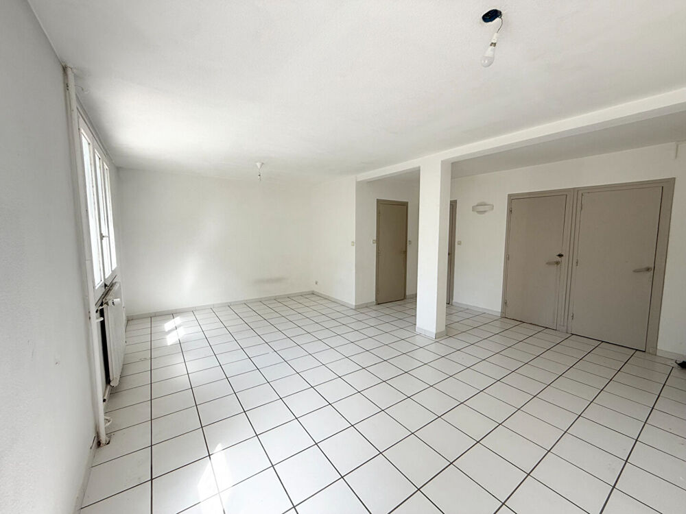 Vente Appartement PROCHE COURS FAURIEL Appartement à rénover Saint etienne