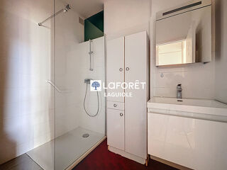  Appartement à louer 3 pièces 70 m²
