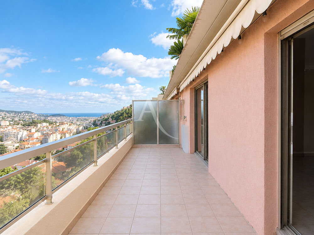 Vente Appartement NICE NORD : 3 PIECES TRAVERSANT AVEC VUE PANORAMIQUE ET DOUBLE GARAGE Nice