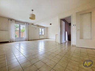  Maison à louer 4 pièces 92 m²