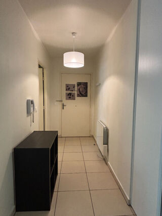  Appartement à louer 4 pièces 89 m²