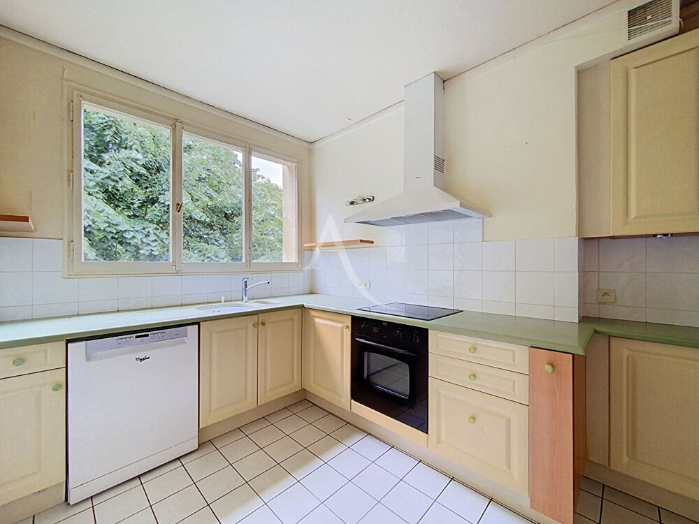 Vente Appartement Appartement 4 pièces de 87.50 m² - Saint-Germain-en-Laye, quartier Alsace Saint germain en laye