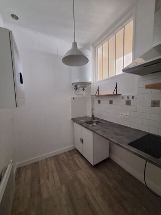  Appartement à louer 2 pièces 31 m²